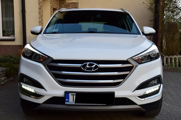 Hyundai Tucson cena 78700 przebieg: 90000, rok produkcji 2018 z Kielce małe 211